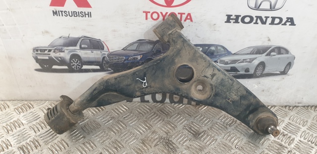 Правий важіль передній нижній підвіски MR911569 MITSUBISHI
