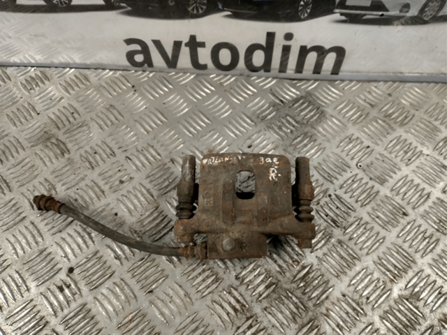 Супорт гальмівний задній правий MR955066 MITSUBISHI