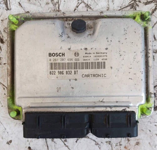 Блок двигуна 0261207696 PORSCHE