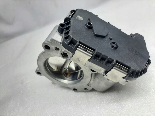 Заслінка повітряна 06M133062H PORSCHE