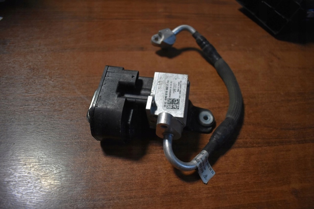 Клапан TRV, кондиціонера 4M0816682E PORSCHE