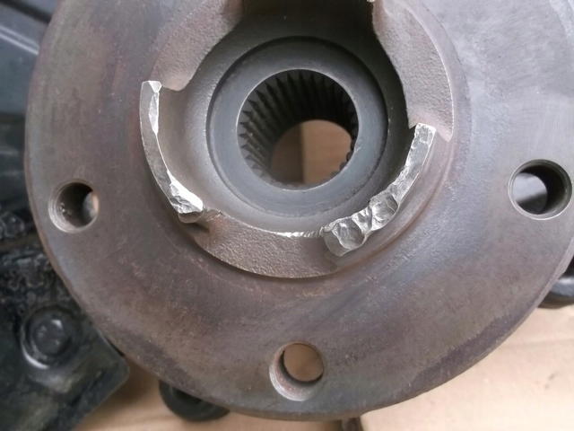 Вісь передня і поворотні кулаки 7L0407258A PORSCHE