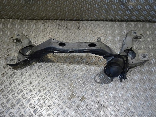 Підрамник двигуна 7L8199207A PORSCHE