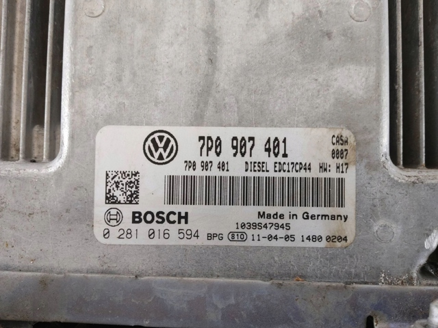 Блок двигуна 7P0907401 PORSCHE