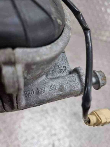 Права подушка двигуна 8R0199381 PORSCHE
