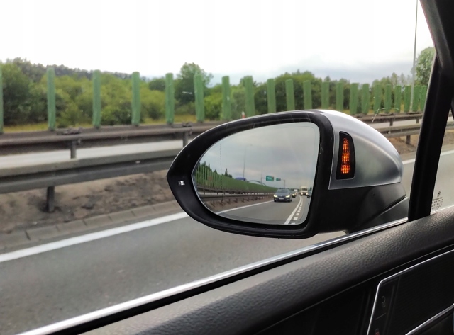Радар зміни смуги руху 8T0907568B PORSCHE