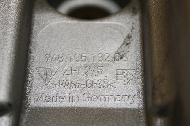 Кришка клапанна, права 94810513206 PORSCHE