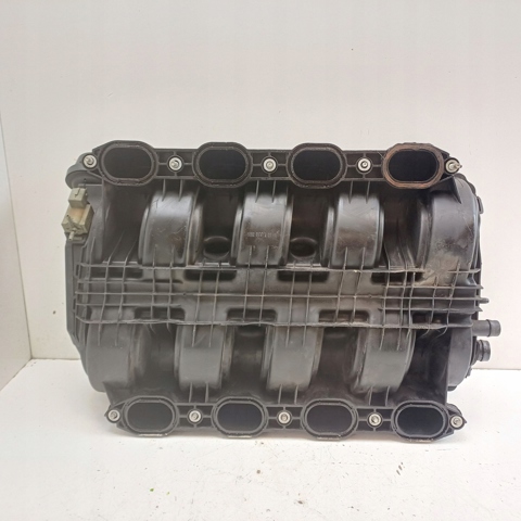 Колектор впускний 94811001670 PORSCHE