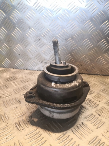 Ліва подушка двигуна 94837504900 PORSCHE