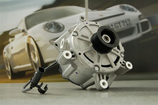 Генератор 94860302305 PORSCHE
