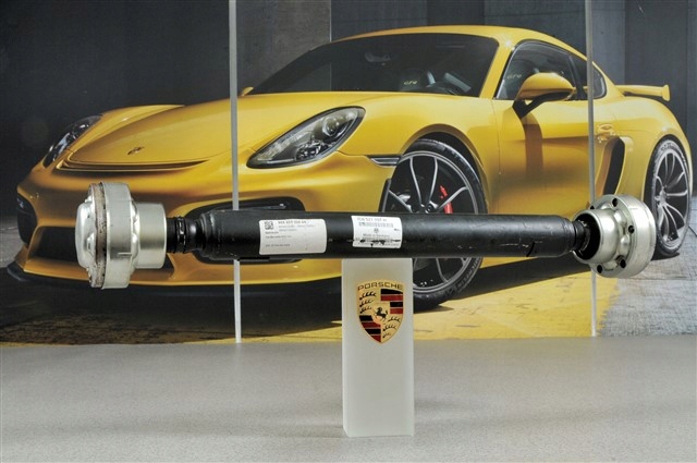 Кардан передній 95542102004 PORSCHE