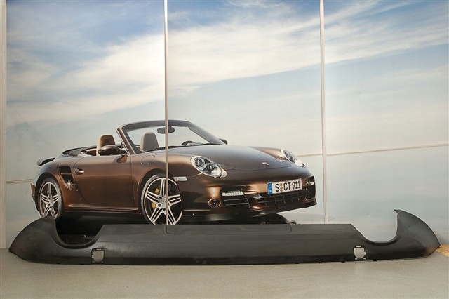 Тюнінг заднього бампера 95550552100 PORSCHE