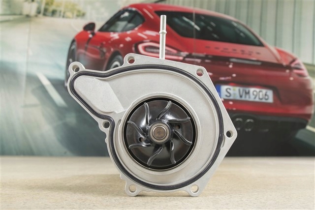 Насос охолодження 95810603314 PORSCHE