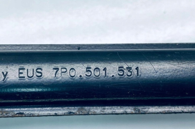Розтяжка задньої підвіски 95833104600 PORSCHE