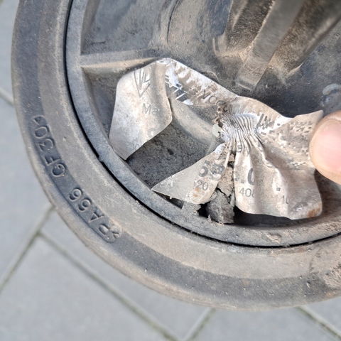 Пневмоподушка задня 95B616001A PORSCHE