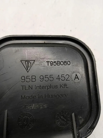 Горловина бачка омивача 95B955452 PORSCHE