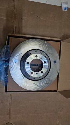 Гальмо дискове переднє 97035140600 PORSCHE