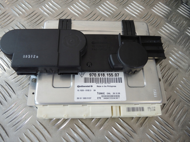 Блок керування пневмопідвіскою 97061815507 PORSCHE