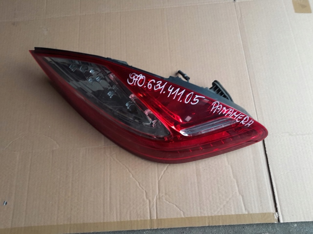 Задня ліва фара 97063141105 PORSCHE