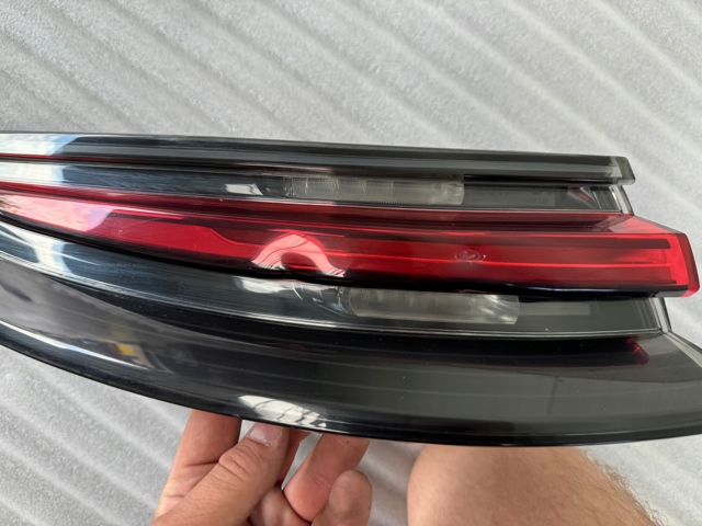 Ліхтар задній 973945091A PORSCHE