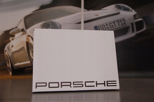 Автомобільний фільтр повітря 99311032701 PORSCHE