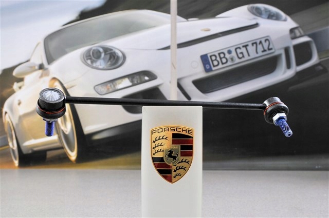 Стійка стабілізатора, переднього 99634307305 PORSCHE