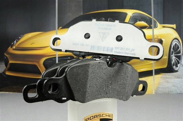 Колодки гальмівні дискові комплект 99735193805 PORSCHE