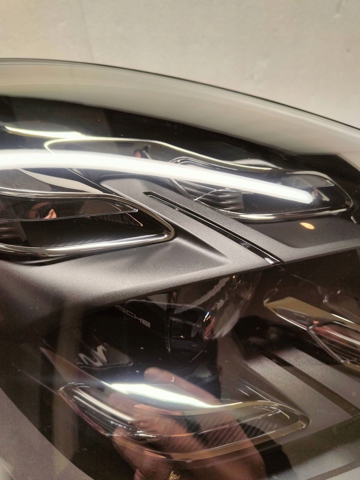 Основна фара - вставка 9Y0941078J PORSCHE