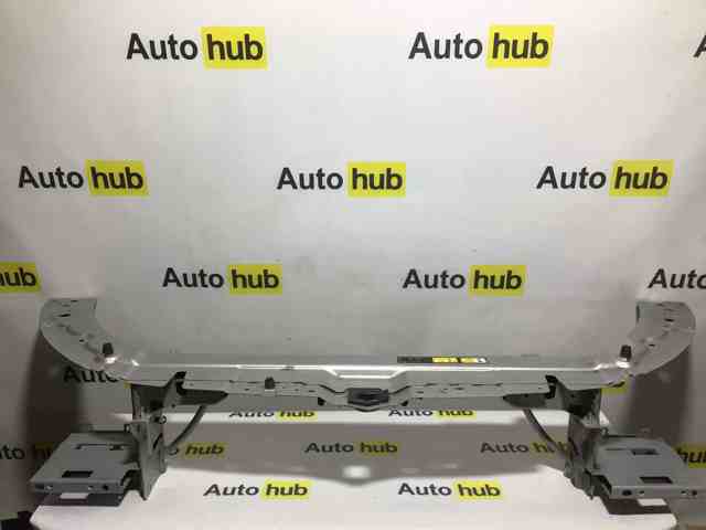 Рамка радіатора верхня LR027494 LAND ROVER