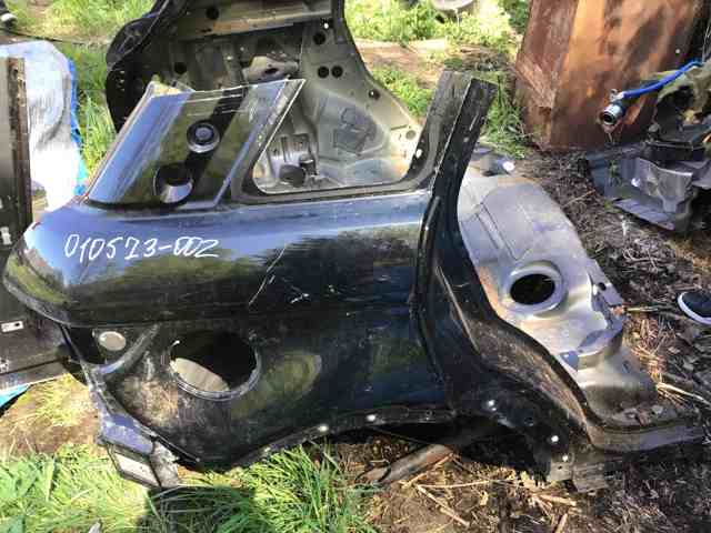 Бічна частина задні праві LR028463 LAND ROVER
