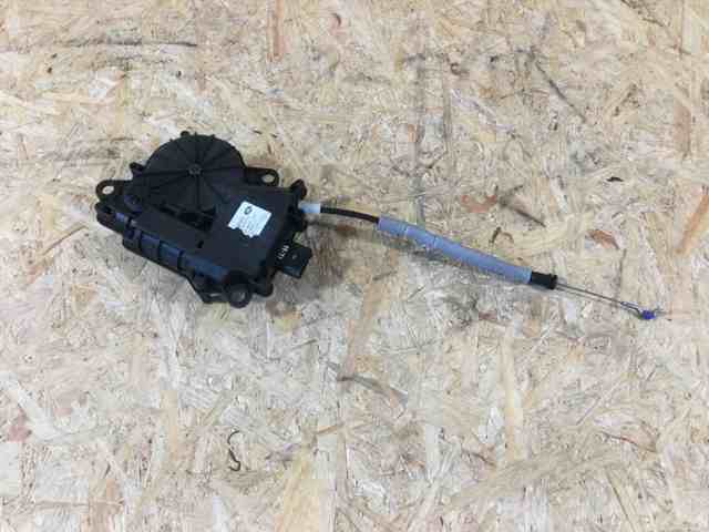 Замок кришки багажника LR034351 LAND ROVER