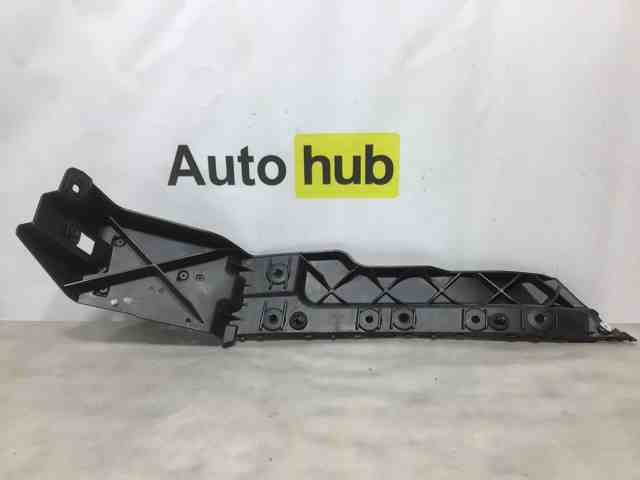 Напрямна заднього бампера, права LR055887 LAND ROVER