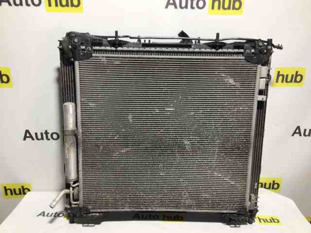 Підвіска радіатора LR062425 LAND ROVER