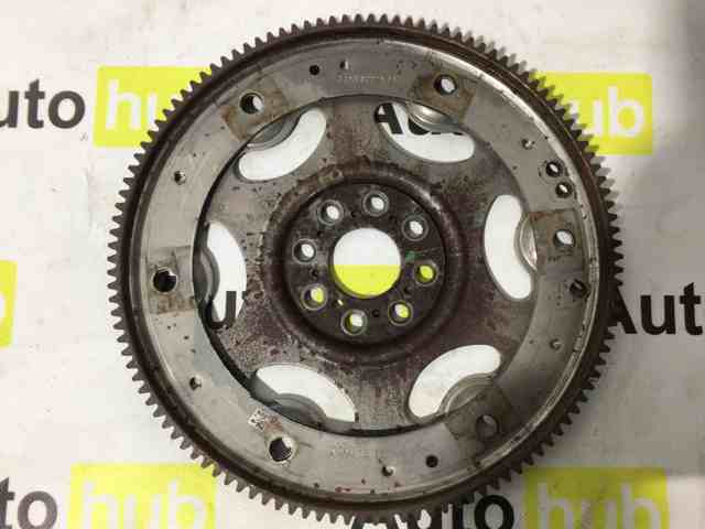 Демпферний маховик LR073820 LAND ROVER