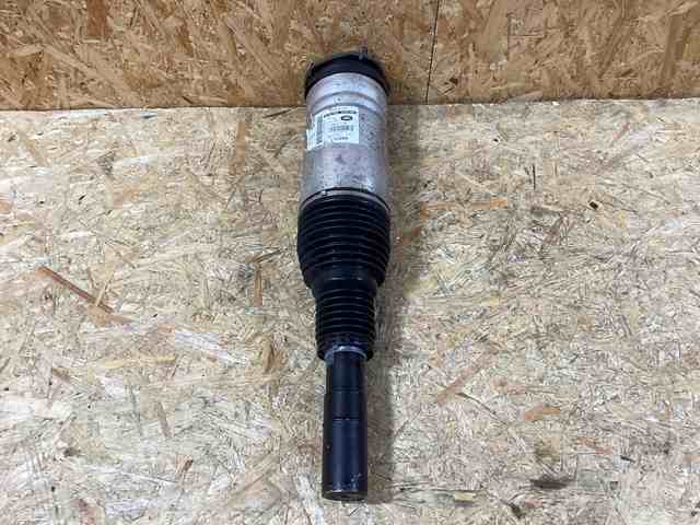 Ліва передня стійка LR081564 LAND ROVER