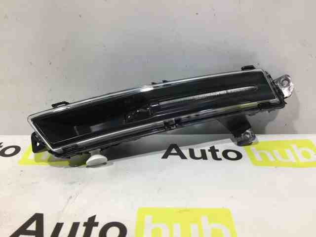 Протитуманка ліва LR082056 LAND ROVER