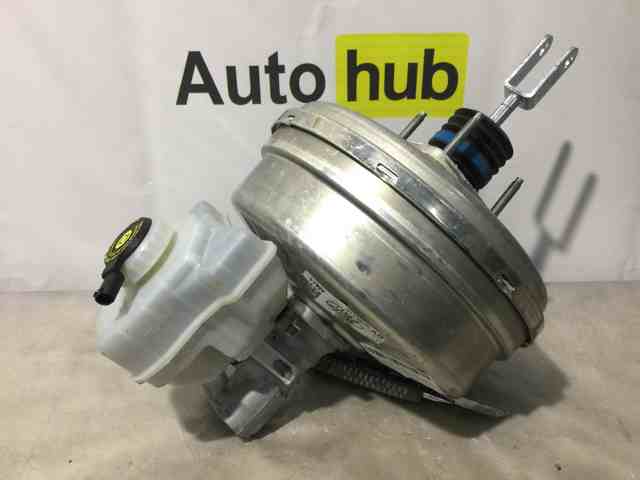 Вакуумника LR116564 LAND ROVER