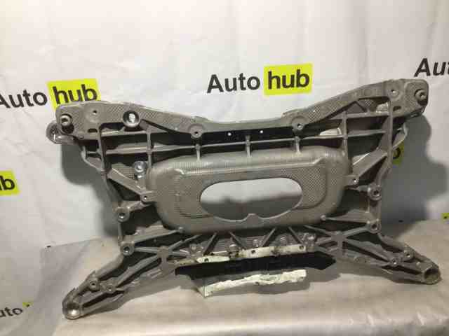 Балка передньої підвіски, підрамник LR134730 LAND ROVER