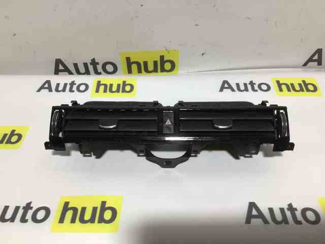 Решітка повітроводу LR137649 LAND ROVER