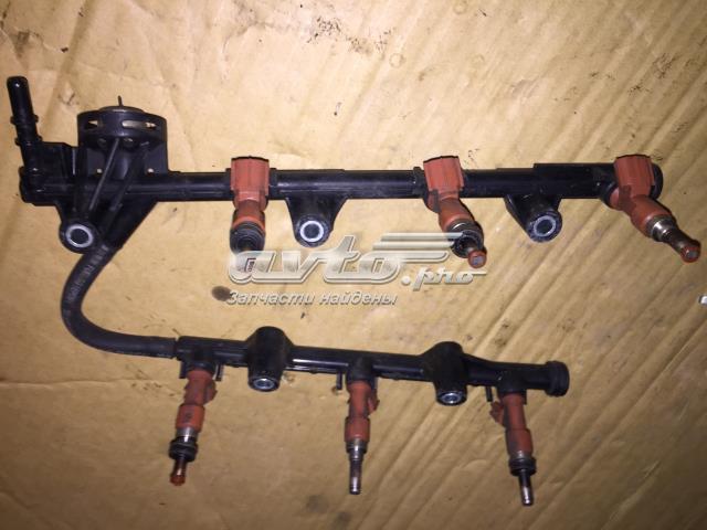Паливна рампа 2380731040 TOYOTA