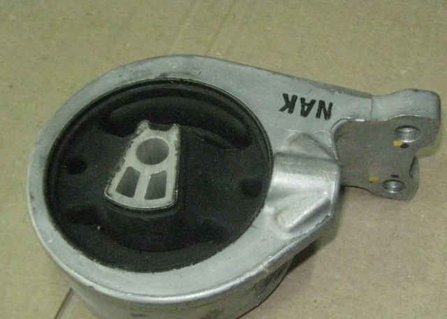 Подушка (опора) двигуна, задня 2074034104 SSANG YONG