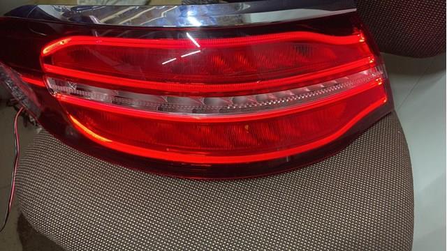 Задня ліва зовнішня фара 2539063502 MERCEDES