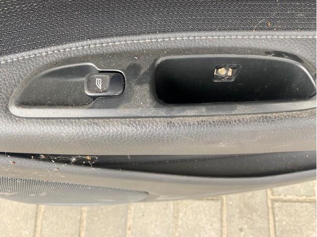 Кнопка підйомника задніх стекол 30658696 VOLVO