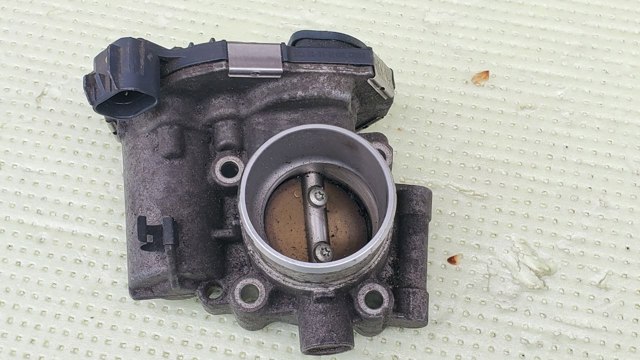 Блок дросельної заслінки 55562270 GM