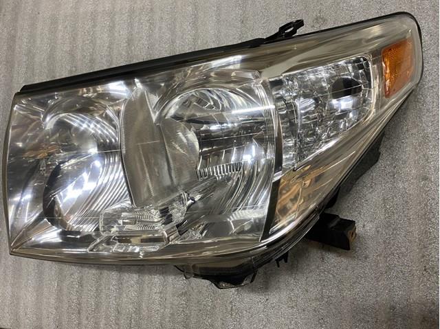 Фара 8117060D03 TOYOTA