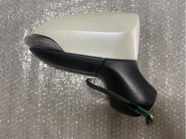 Праве бокове дзеркало 8791005440 TOYOTA