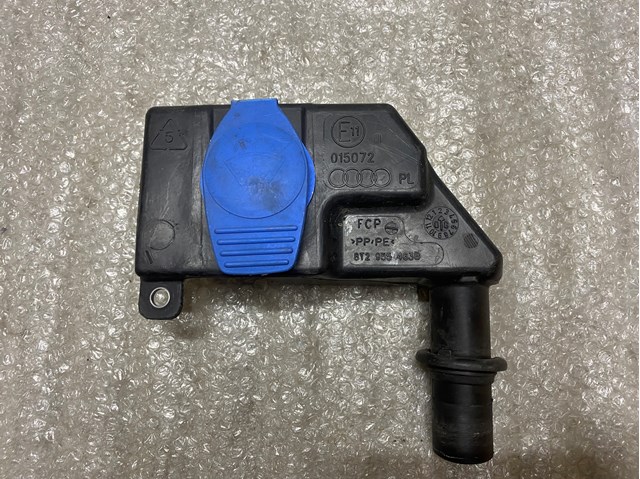 Горловина бачка омивача 8T2955463B VAG