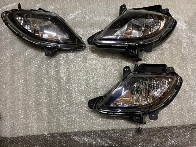 Протитуманка ліва 922011K100 HYUNDAI