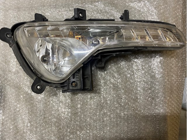 Протитуманка права 922023W200 HYUNDAI