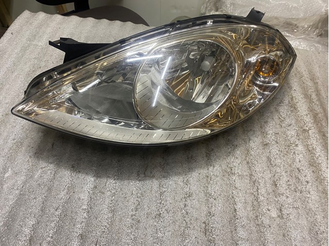 Фара A1698200161 MERCEDES